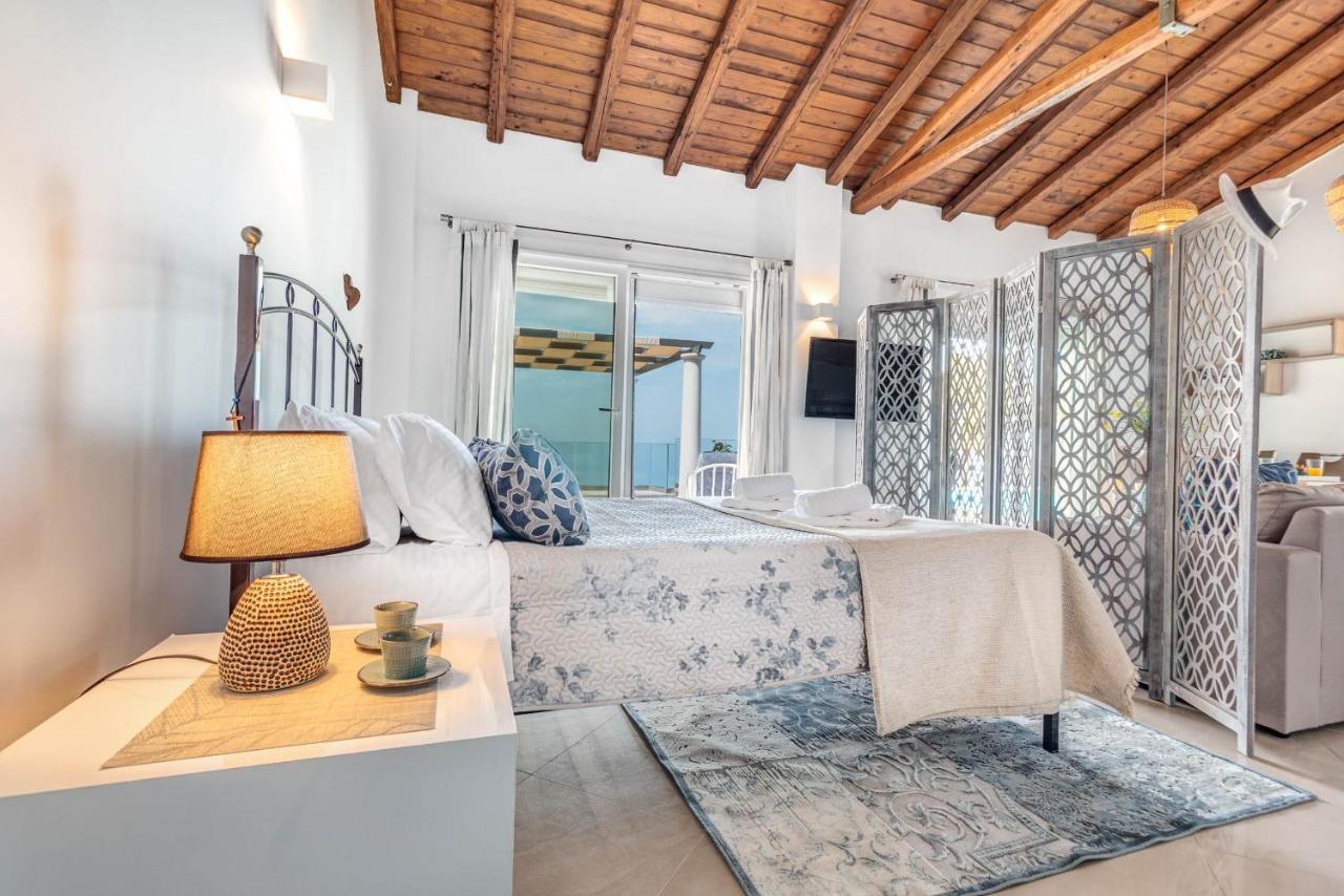 Ocean View - Luxury Villa Nefeli Kontogialos Екстер'єр фото
