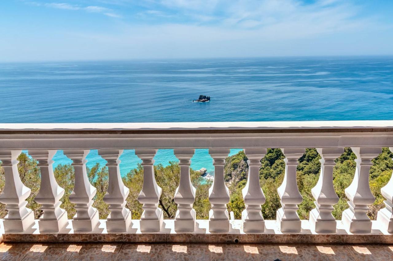 Ocean View - Luxury Villa Nefeli Kontogialos Екстер'єр фото