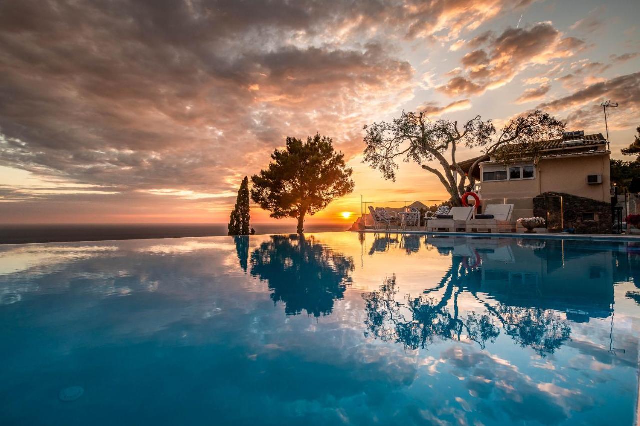 Ocean View - Luxury Villa Nefeli Kontogialos Екстер'єр фото